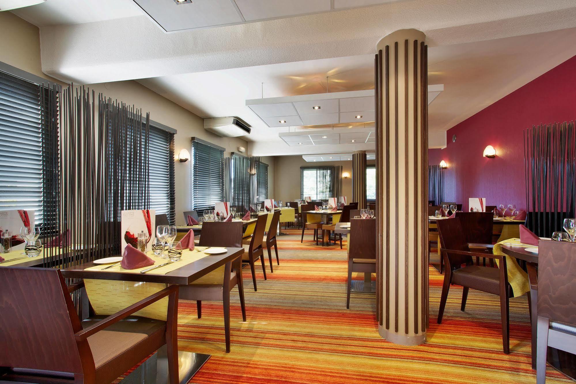 Mercure Hexagone Luxeuil Luaran gambar