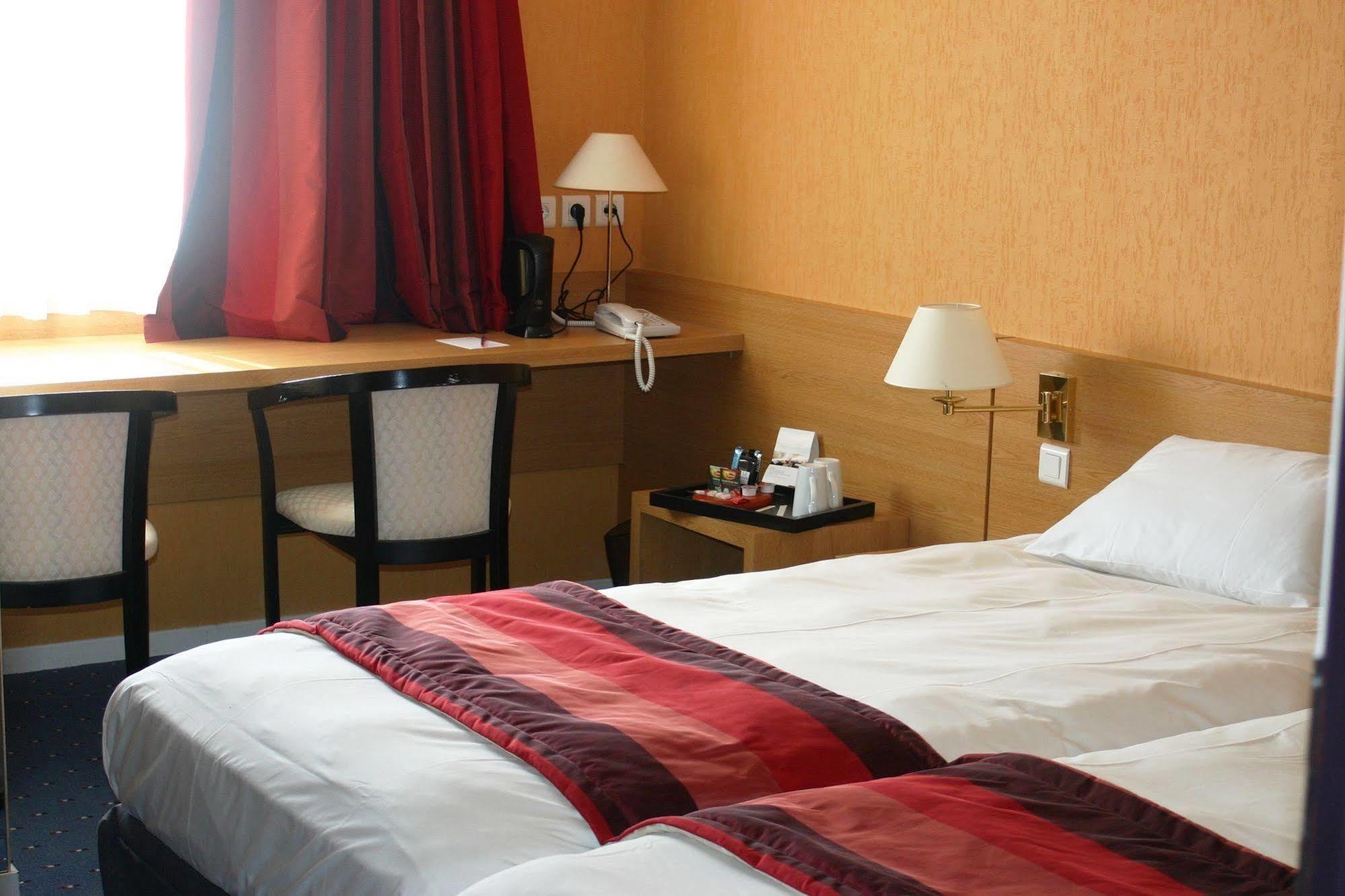 Mercure Hexagone Luxeuil Luaran gambar